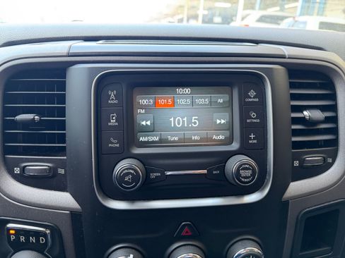 Used 2019 RAM 1500 Express RWD image 24