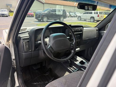 Used 1999 Jeep Cherokee Sport AWD/4WD image 13