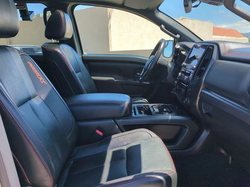 Used 2021 Nissan Titan PRO-4X w/ Pro-4x Convenience Package AWD/4WD image 25