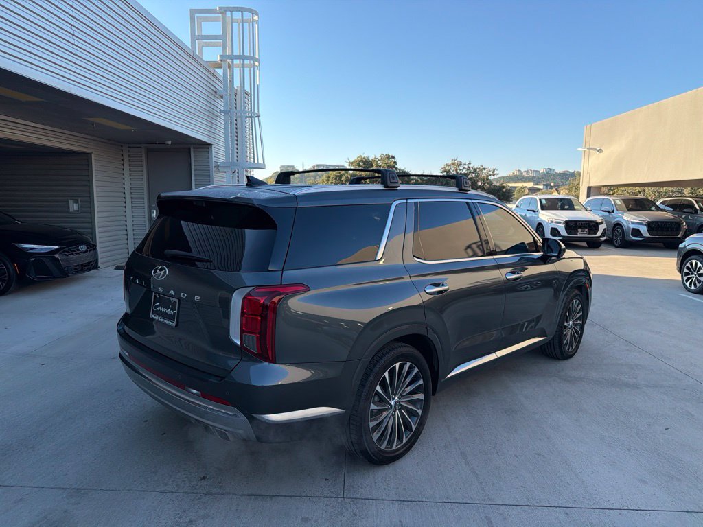 Used 2023 Hyundai Palisade Calligraphy FWD image 8