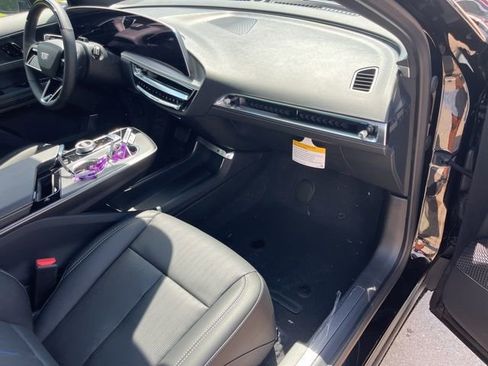 New 2026 Cadillac Lyriq Sport image 41