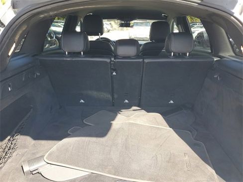 Used 2020 Mercedes-Benz GLC 300 image 7