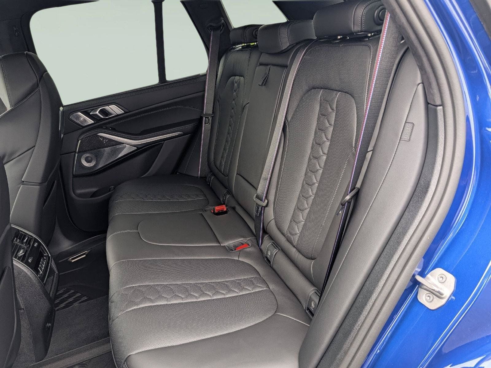 Used 2026 BMW X5 M Competition w/ Executive Package AWD/4WD image 17