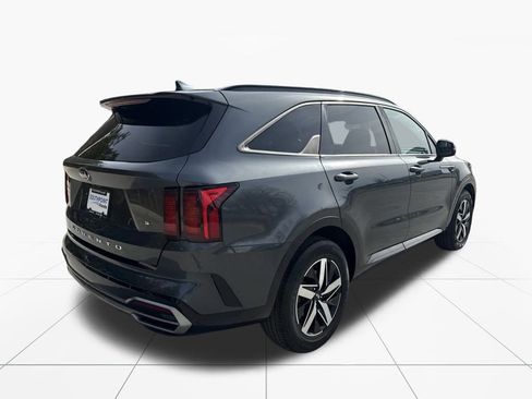 Used 2021 Kia Sorento S image 9