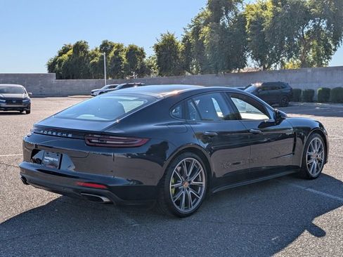Used 2019 Porsche Panamera 4 image 5
