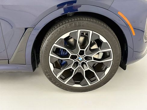 Certified 2026 BMW X7 xDrive40i w/ M Sport Package AWD/4WD image 31