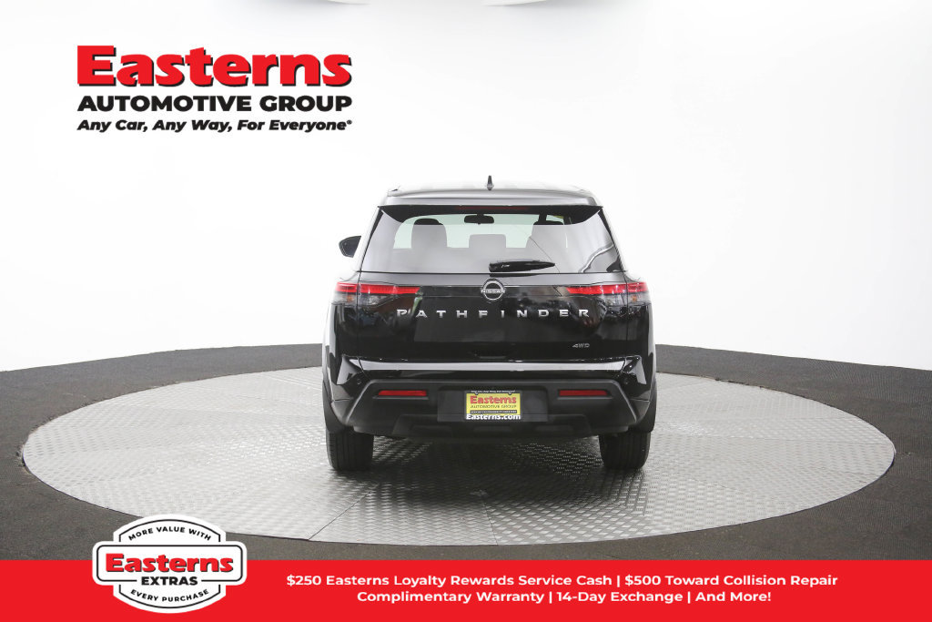 Used 2024 Nissan Pathfinder S AWD/4WD image 35
