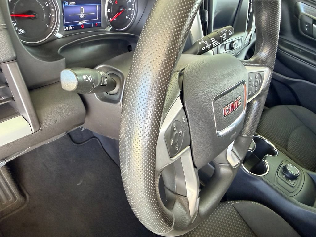 Used 2024 GMC Terrain SLE AWD/4WD image 18