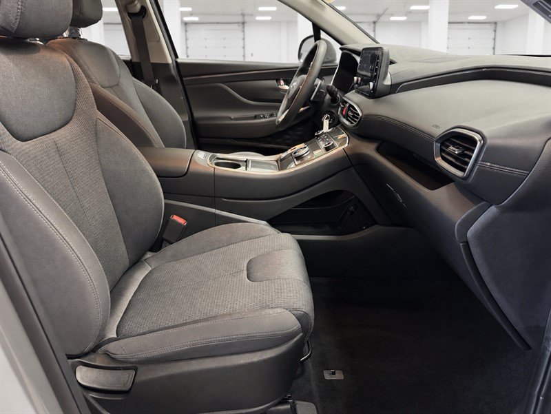 Used 2023 Hyundai Santa Fe SE AWD/4WD image 24