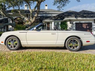 Used 2002 Ford Thunderbird Deluxe video 1