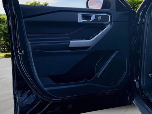 Certified 2023 Ford Explorer XLT w/ Equipment Group 202A image 22