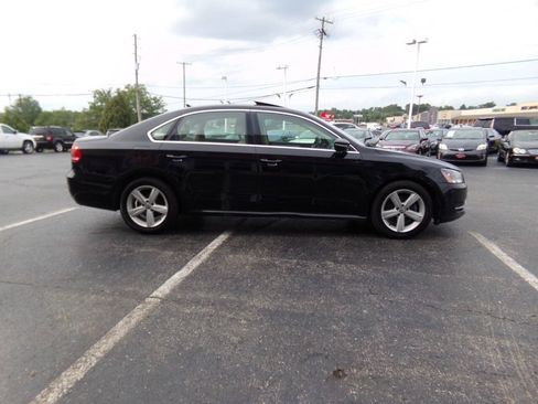 Used 2012 Volkswagen Passat 2.5 SE FWD image 5