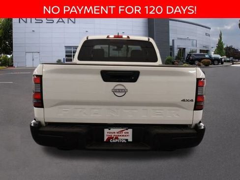 New 2025 Nissan Frontier S image 3