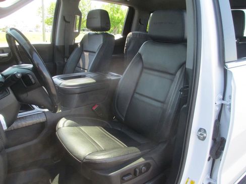 Used 2022 GMC Sierra 1500 Denali w/ Driver Alert Package II AWD/4WD image 22