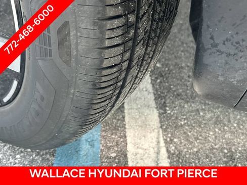 Used 2026 Hyundai Santa Fe SEL FWD image 16