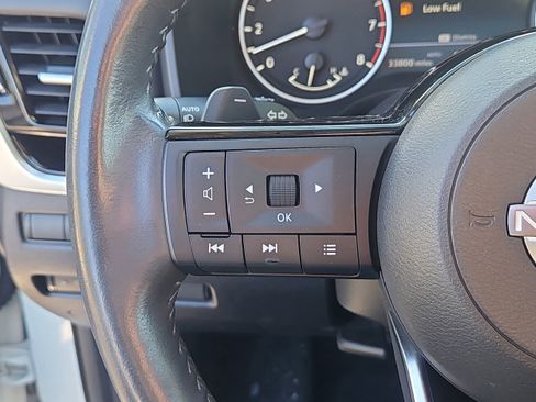 Used 2023 Nissan Rogue SL w/ SL Premium Package image 20