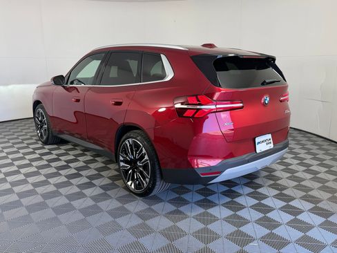 Used 2025 BMW X3 xDrive30 w/ Premium Package AWD/4WD image 3