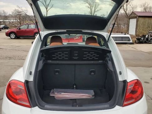 Used 2016 Volkswagen Beetle 1.8T Classic image 16