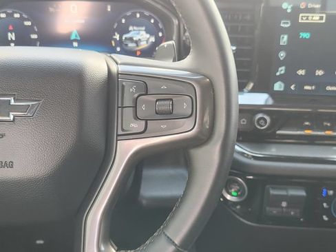 Used 2024 Chevrolet Silverado 1500 ZR2 w/ Technology Package AWD/4WD image 29