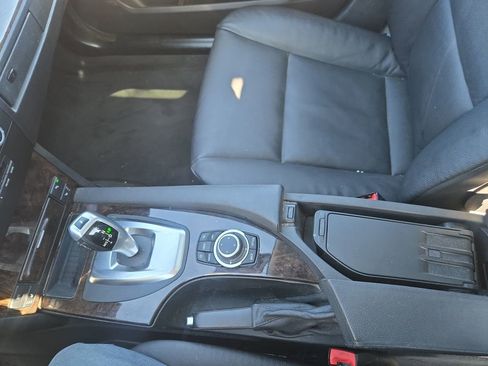 Used 2010 BMW 535i xDrive Sedan image 29