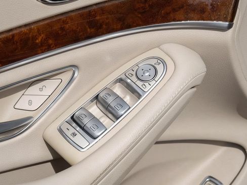 Used 2014 Mercedes-Benz S 550 Sedan image 50
