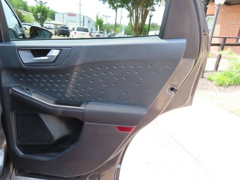 Used 2020 Ford Escape SE AWD/4WD image 21