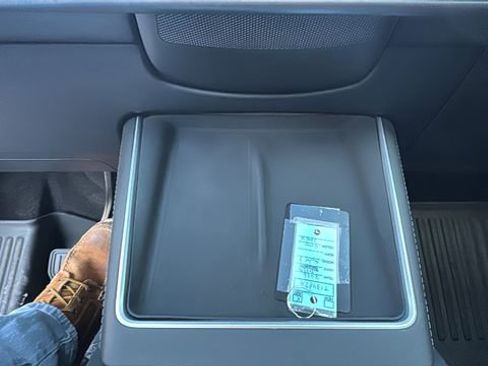 Used 2026 Tesla Model Y Long Range image 18