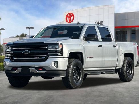 Used 2017 Chevrolet Silverado 1500 LTZ Z71 w/ Redline Edition image 9