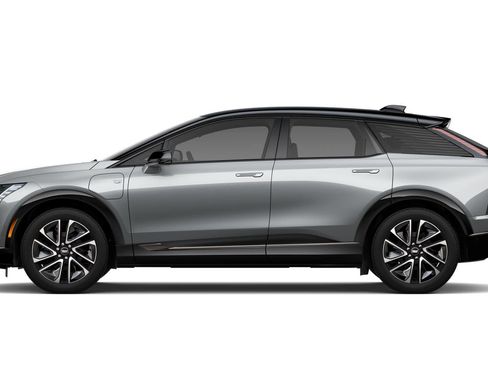 New 2025 Cadillac Optiq Sport 2 w/ LPO, Floor Liner Package image 36