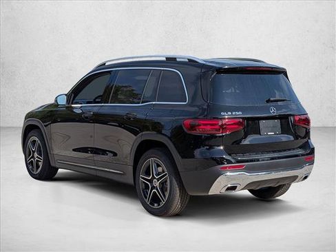 New 2026 Mercedes-Benz GLB 250 image 9