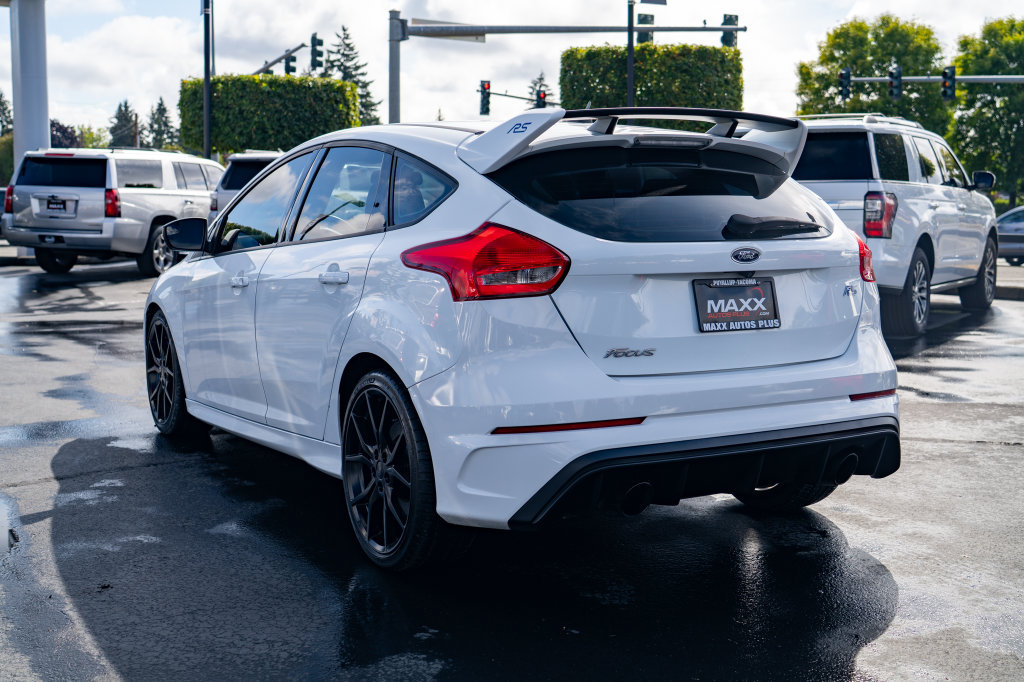 Used 2017 Ford Focus RS AWD/4WD image 11