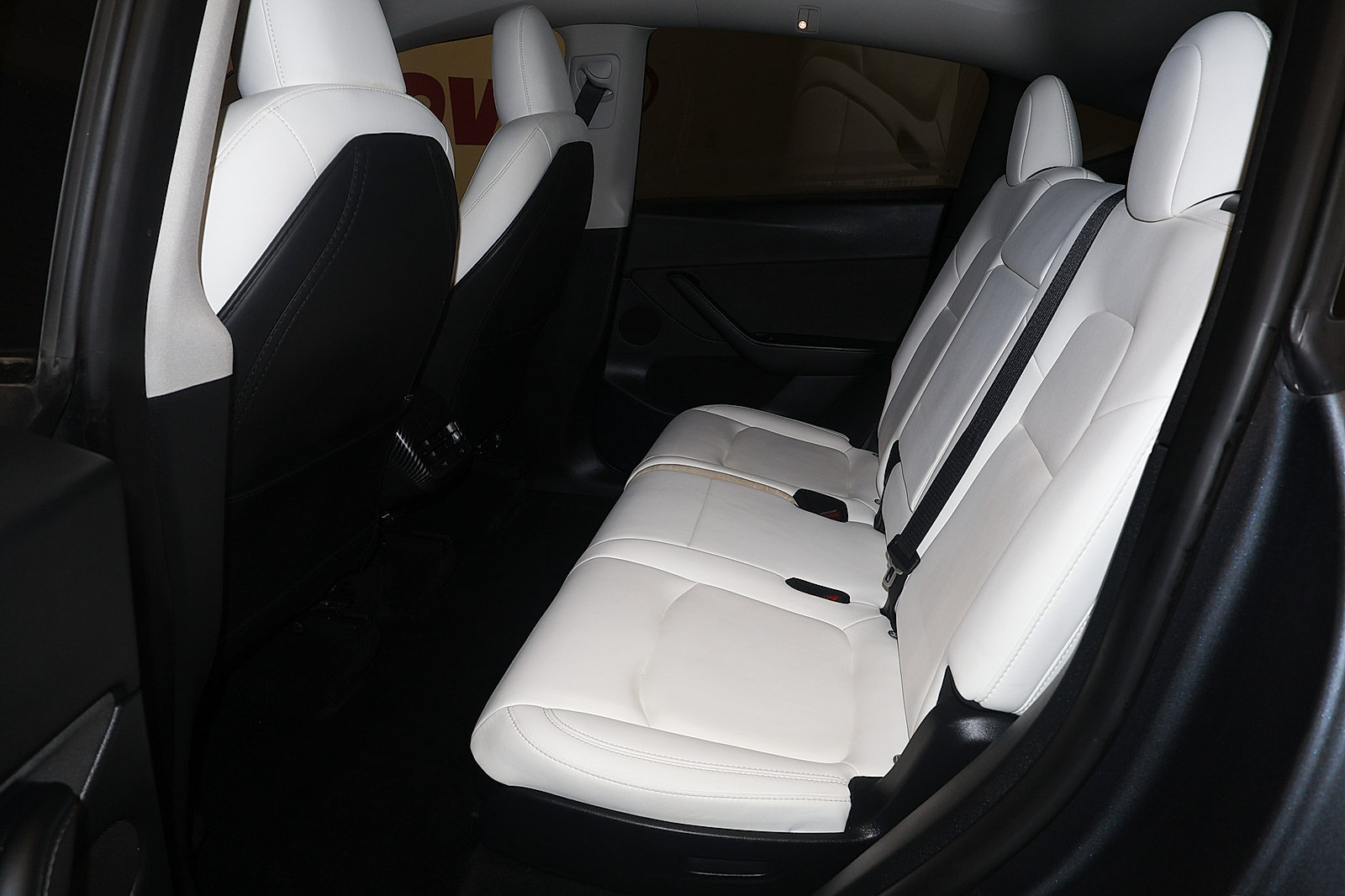 Used 2023 Tesla Model Y AWD image 14
