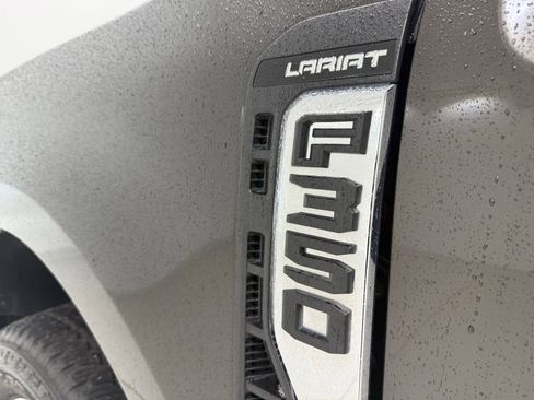 Used 2025 Ford F350 Lariat w/ Chrome Package image 11
