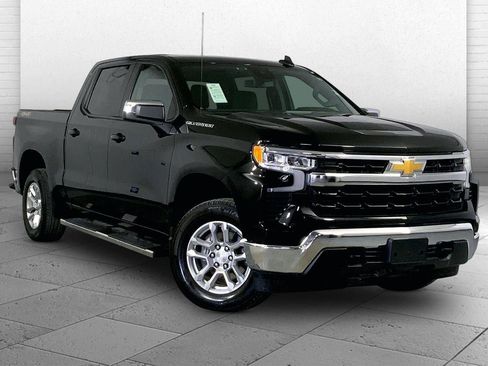 Used 2023 Chevrolet Silverado 1500 LT image 1