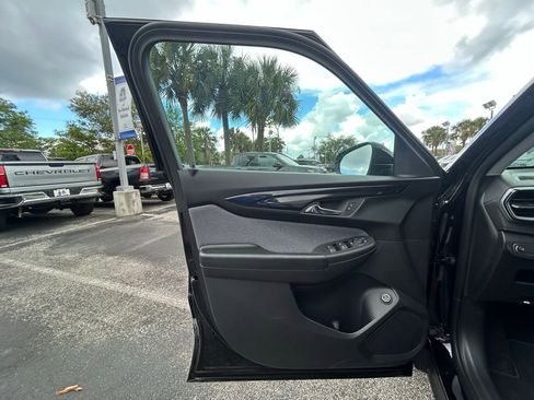 New 2026 Chevrolet TrailBlazer LT w/ Convenience Package image 28