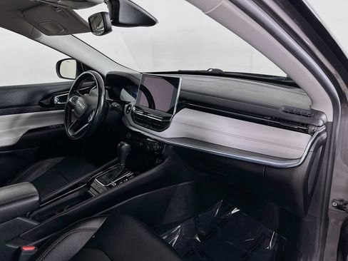 Certified 2022 Jeep Compass Limited AWD/4WD image 37