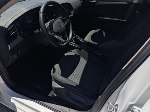 Used 2024 Volkswagen Jetta S FWD image 9