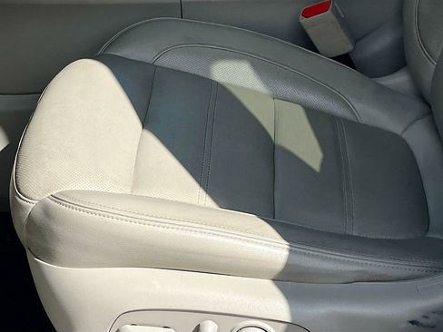 Used 2019 GMC Acadia Denali w/ Technology Package image 20