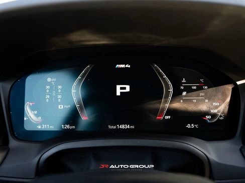 Used 2021 BMW M4 Competition w/ Executive Package image 20