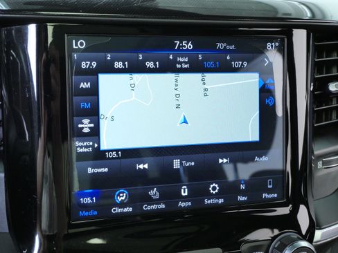 Used 2020 RAM 1500 Laramie w/ Sport Appearance Package AWD/4WD image 31