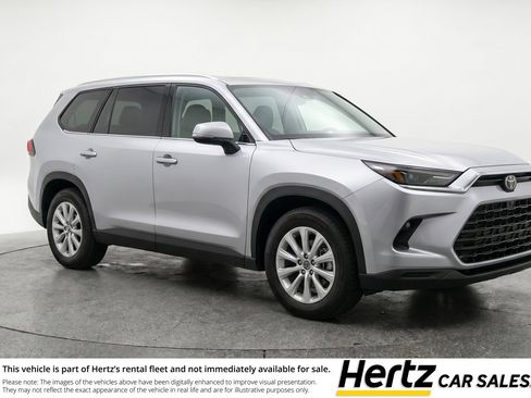 Used 2025 Toyota Grand Highlander FWD image 1