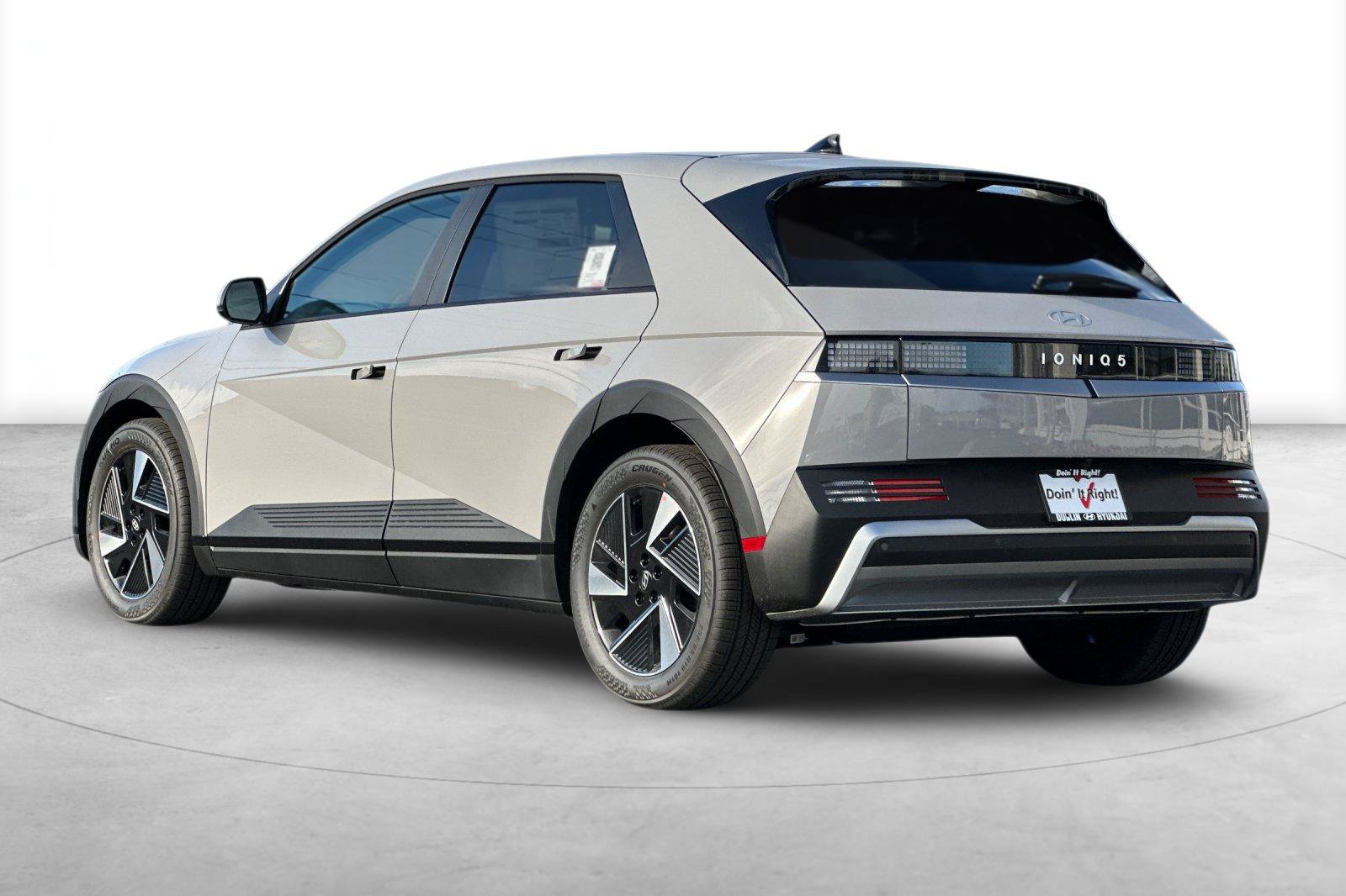 New 2027 Hyundai Ioniq 5 SE RWD image 4