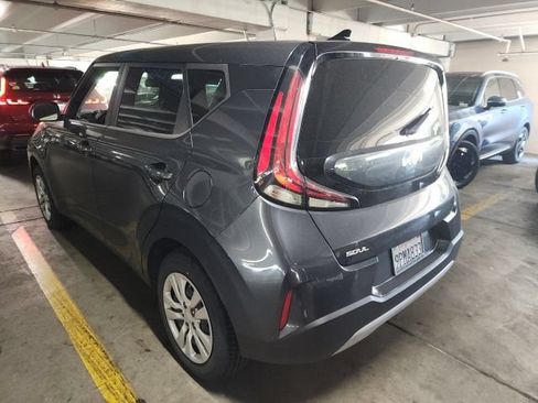 Certified 2025 Kia Soul LX FWD image 3