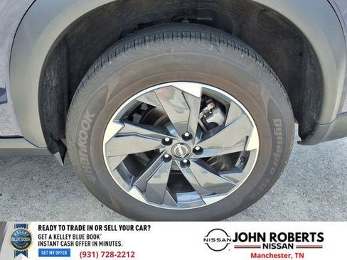 Used 2025 Nissan Rogue SV AWD/4WD image 24