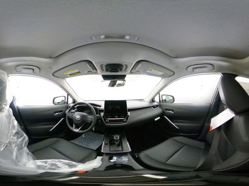 New 2026 Toyota Corolla Cross XLE image 33