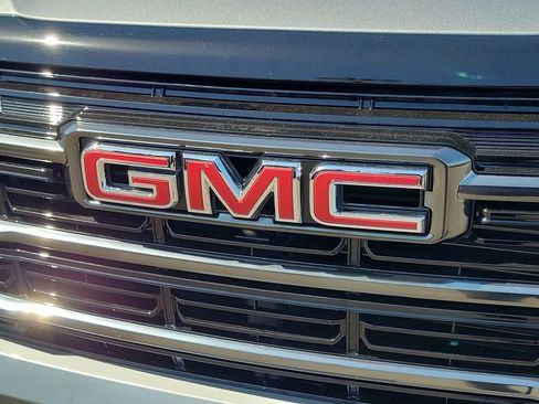 Used 2026 GMC Terrain AT4 w/ Technology Package II AWD/4WD image 30