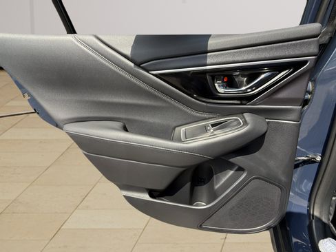 Used 2023 Subaru Outback Limited image 27