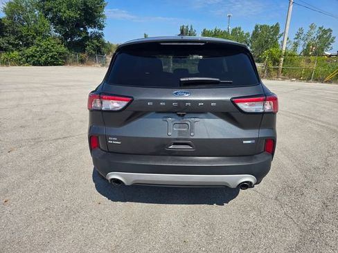 Used 2020 Ford Escape SE AWD/4WD image 4