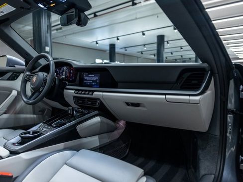 Certified 2025 Porsche 911 Carrera image 30