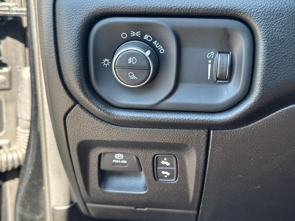 Used 2020 RAM 1500 Rebel w/ Rebel Level 2 Equipment Group AWD/4WD image 37